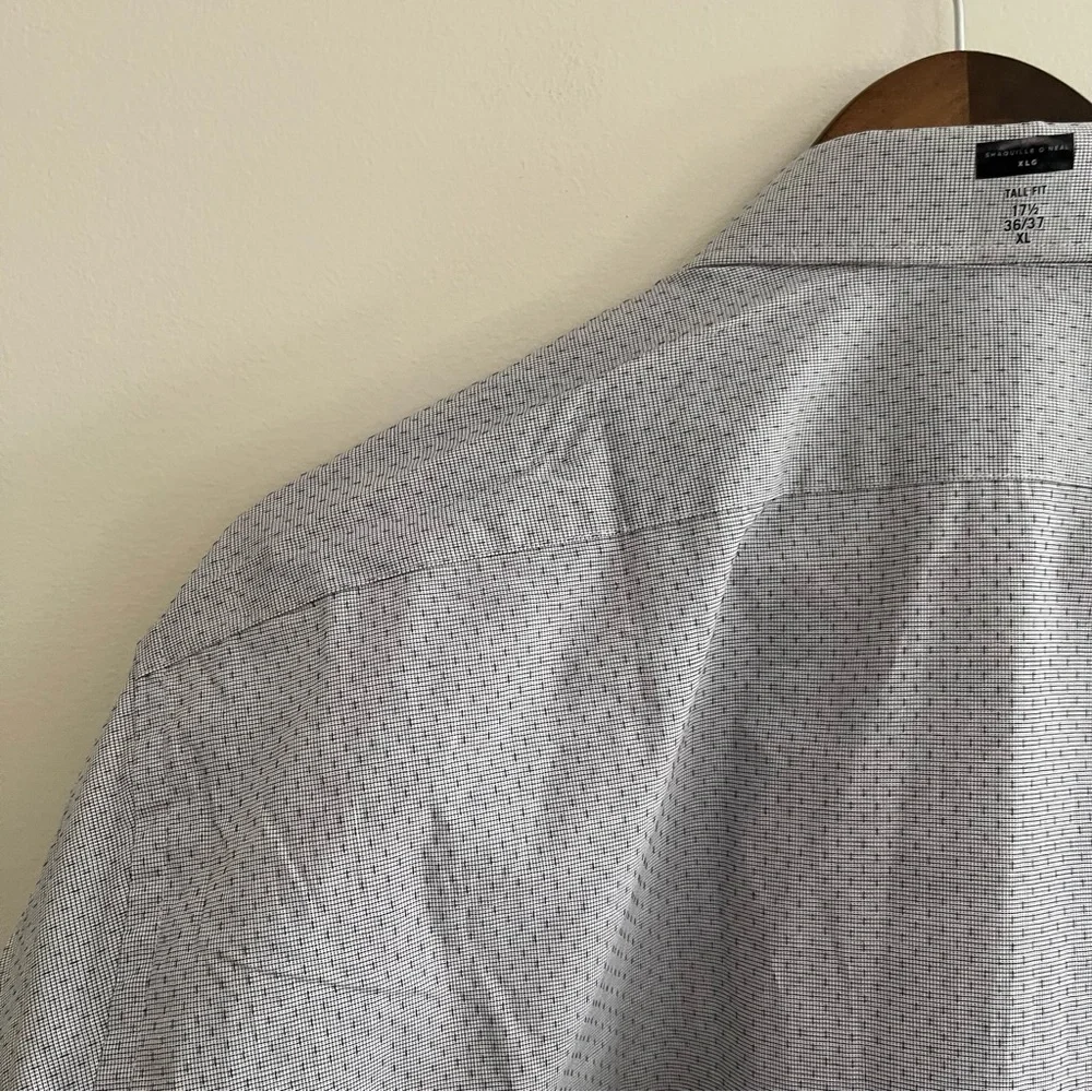 NWT Shaquille O’Neall Button-Up Shirt